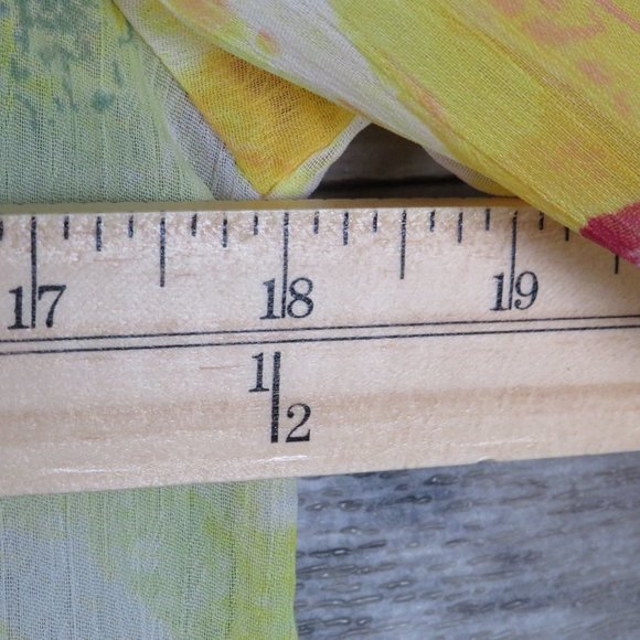 Tantrums* Women's 3/4 Sleeve V-Neck Curved Split End Hem Sheer Blouse~Size Small - Picture 8 of 10